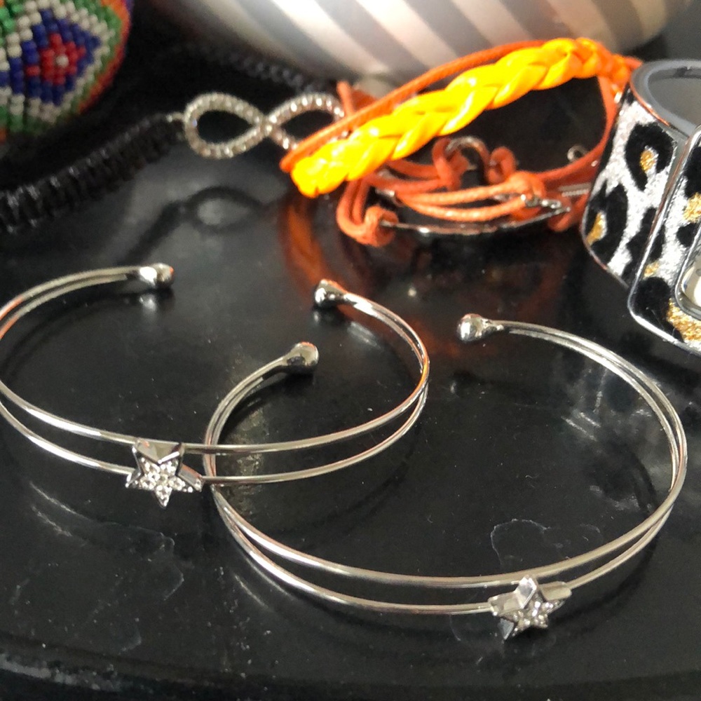 Random bracelet lot - Picture 2 of 4